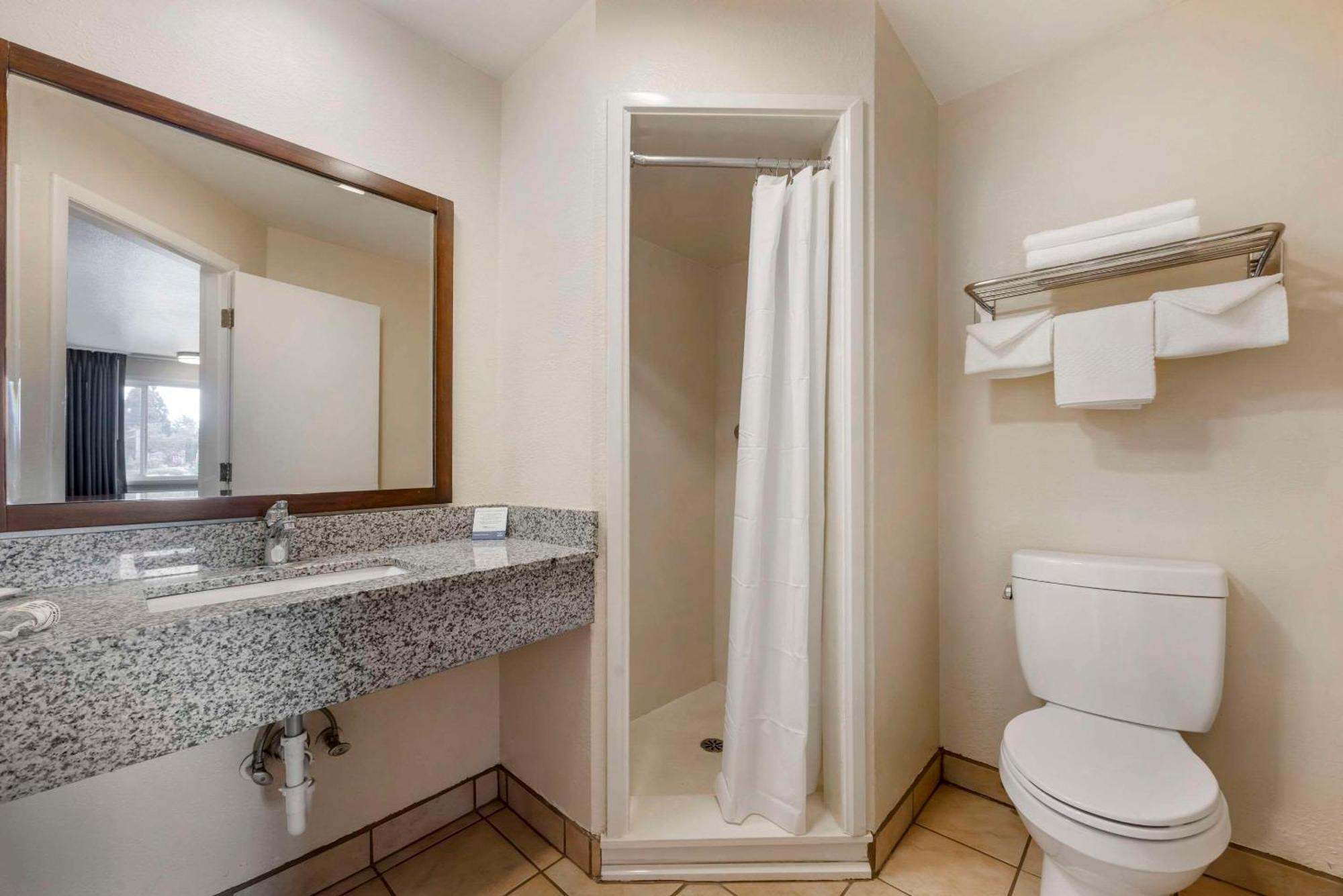 Rodeway Inn Albany Dış mekan fotoğraf